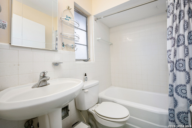 111 Grandview Pl Property Photo 29