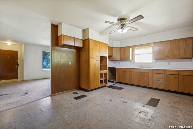 1207 Hammond Ave Property Photo 8
