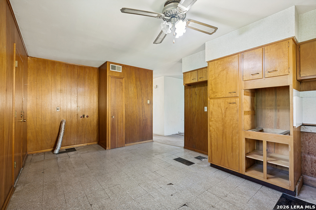1207 Hammond Ave Property Photo 11