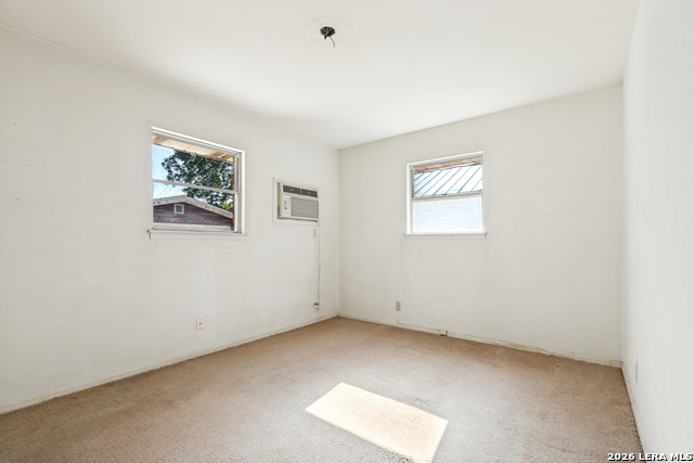 1207 Hammond Ave Property Photo 14