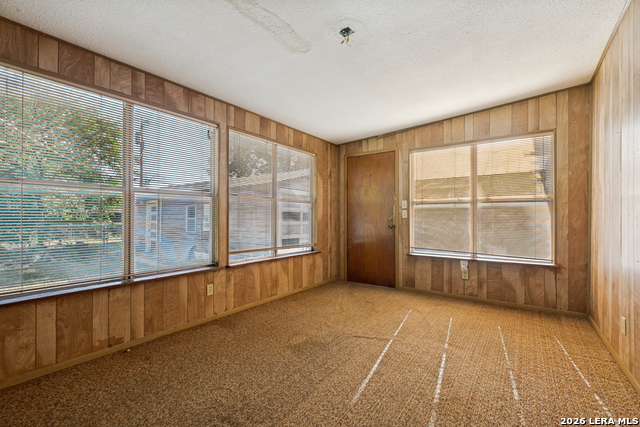 1207 Hammond Ave Property Photo 20