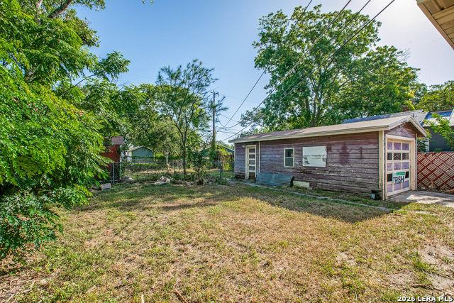 1207 Hammond Ave Property Photo 24