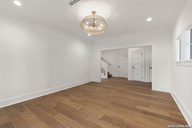 271 Retama Pl Property Photo 6