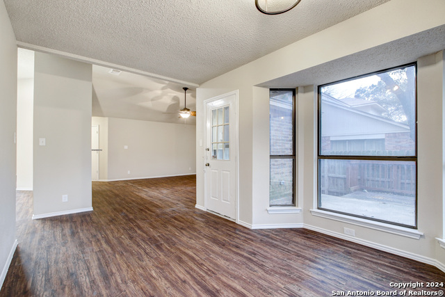 11823 Adriana Maria Property Photo 11