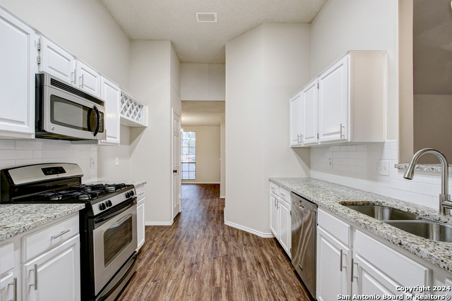 11823 Adriana Maria Property Photo 13
