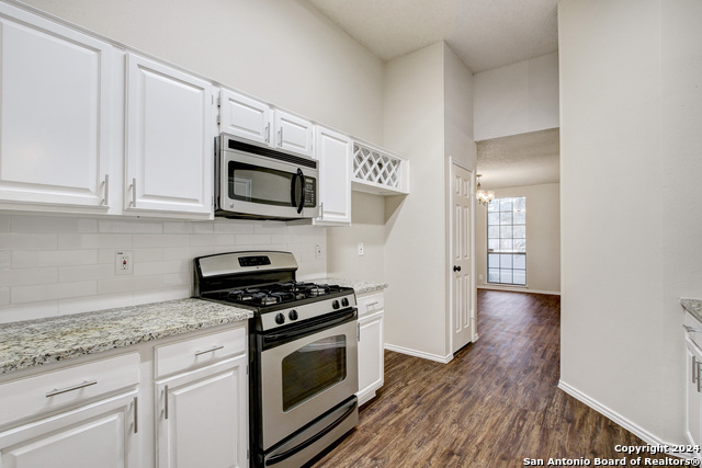 11823 Adriana Maria Property Photo 14