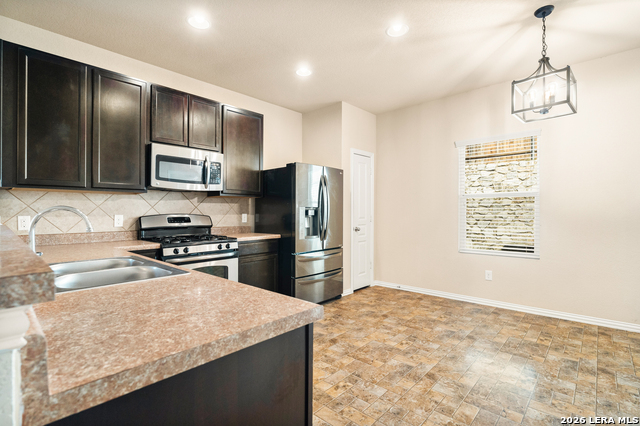 12103 Patton Pt Property Photo 8