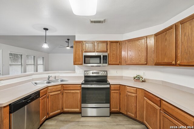 1200 Dove Mdws Property Photo 14