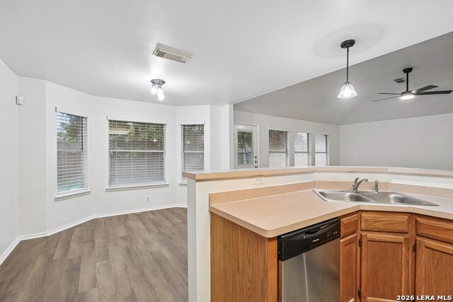 1200 Dove Mdws Property Photo 19