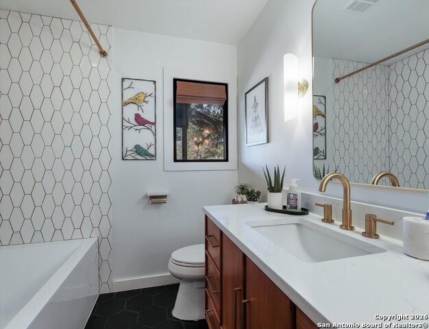 130 Brees Blvd Property Photo 10