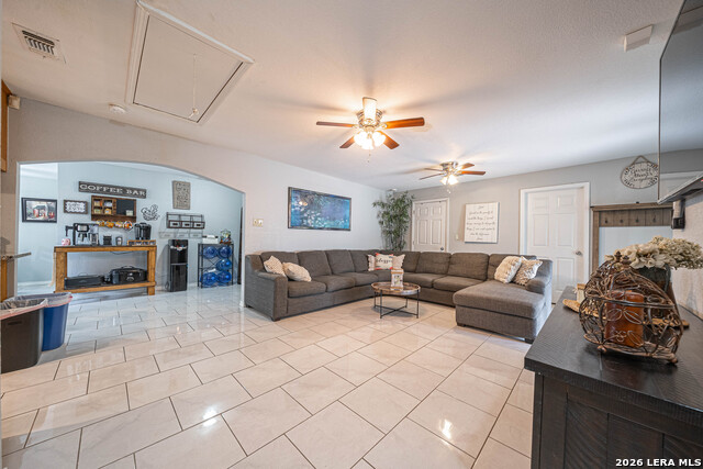 2202 Lake Louise Dr Property Photo 6