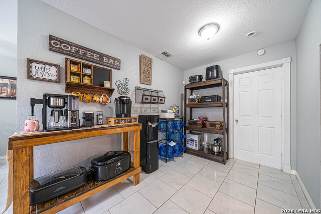 2202 Lake Louise Dr Property Photo 13