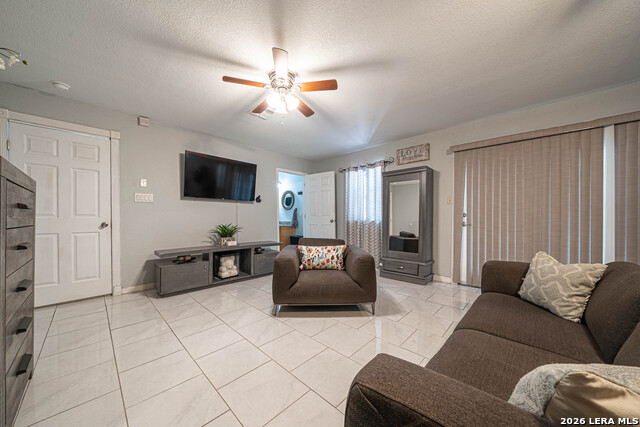 2202 Lake Louise Dr Property Photo 24