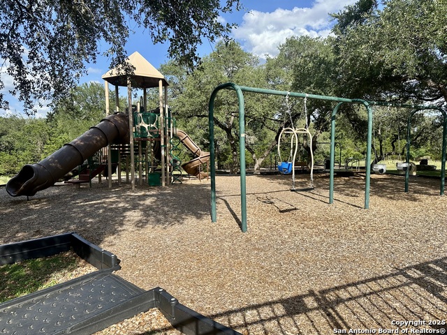 24842 Fairway Springs Property Photo 33