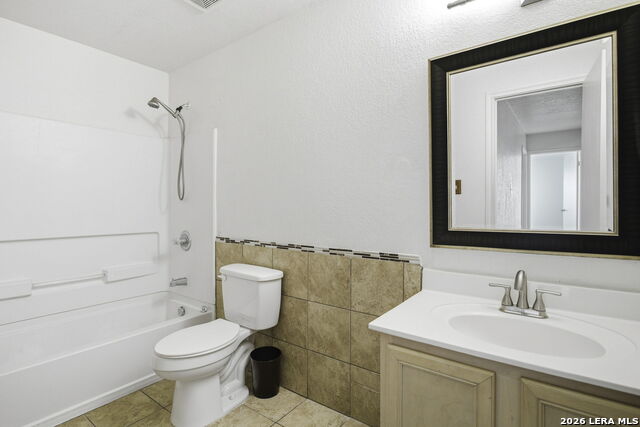 414 Spruce Breeze Property Photo 16