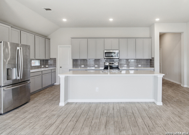 253 Holland Park Property Photo 14