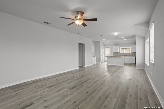 4837 Park Gln Property Photo 5