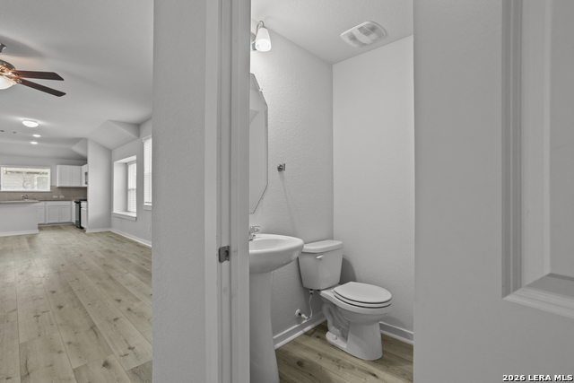4837 Park Gln Property Photo 33