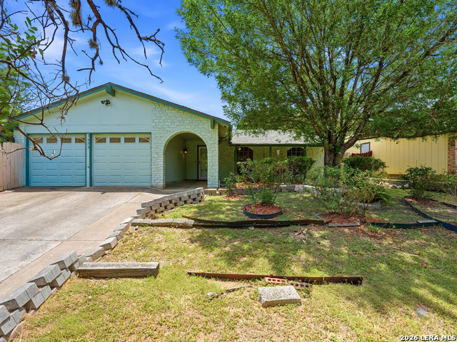 7622 Pipers Ln Property Photo 1