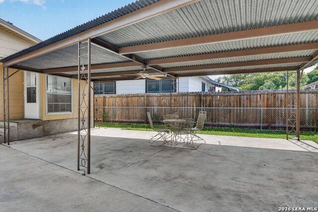 255 Thompson Pl Property Photo 27