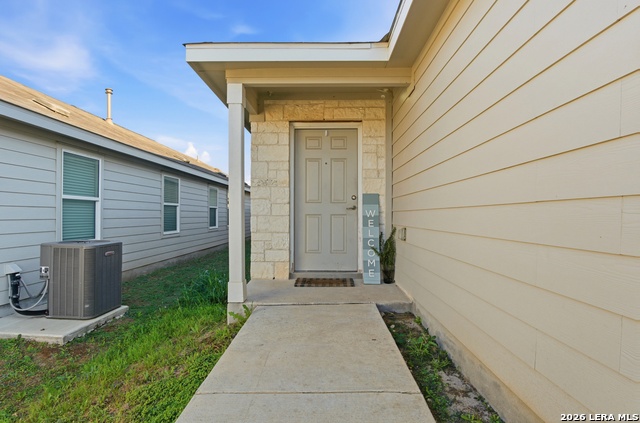 4438 Zoe Pass Property Photo 3
