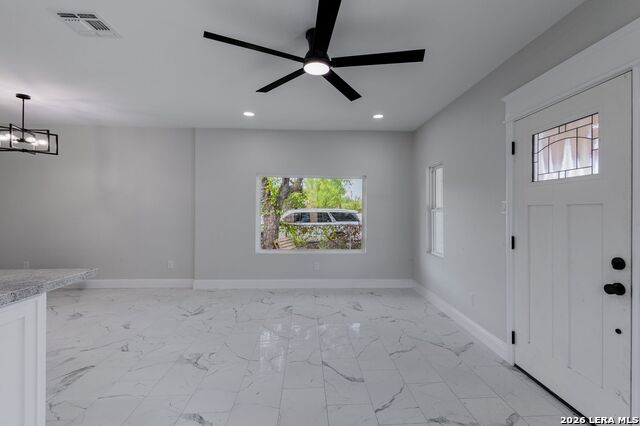 1099 N Comal Property Photo 12