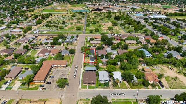 1099 N Comal Property Photo 40