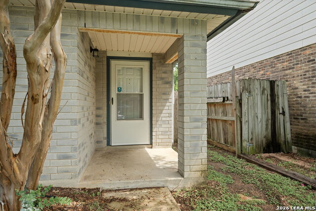 916 Abercorn Property Photo 8