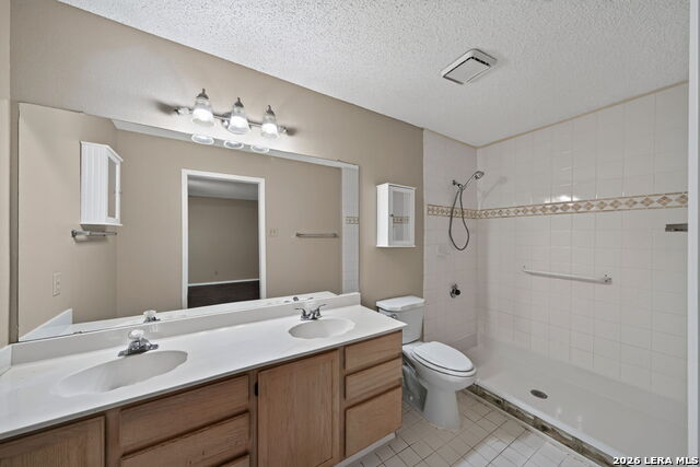 916 Abercorn Property Photo 24