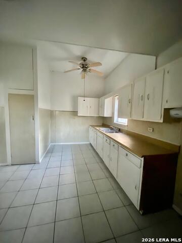 548 N Ceylon St Property Photo 6