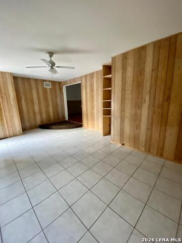 548 N Ceylon St Property Photo 9
