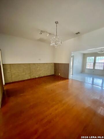 548 N Ceylon St Property Photo 17