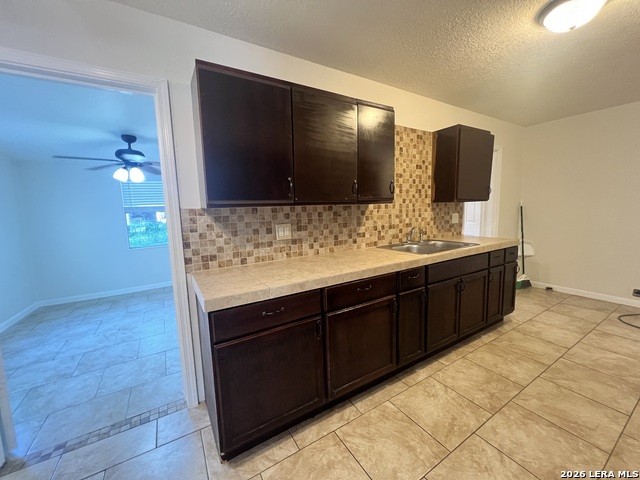 3843 Manchester Property Photo 7