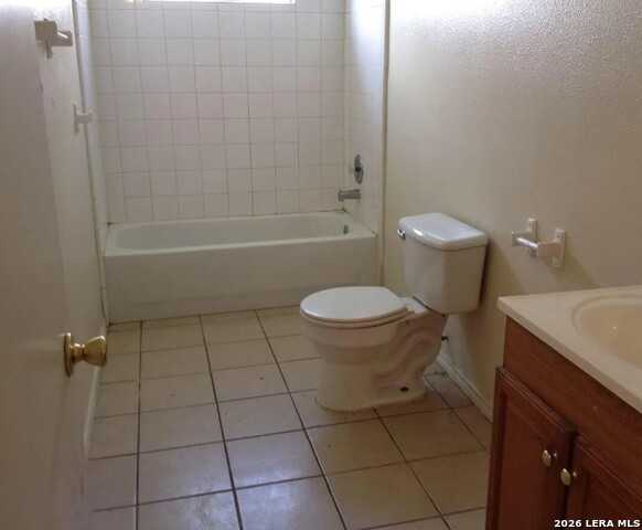 7603 Oak Chase Property Photo 4