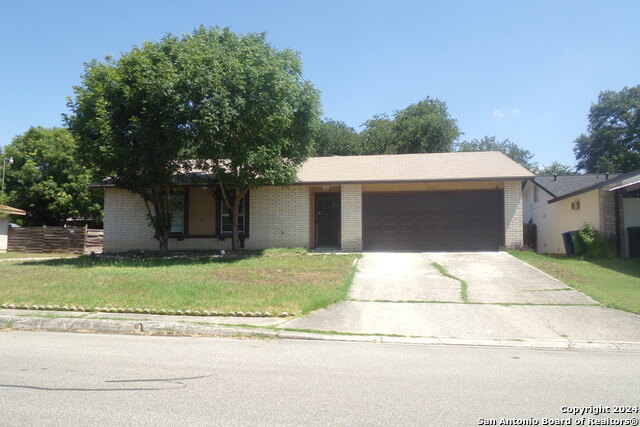 10511 Cherry Laurel Property Photo 2