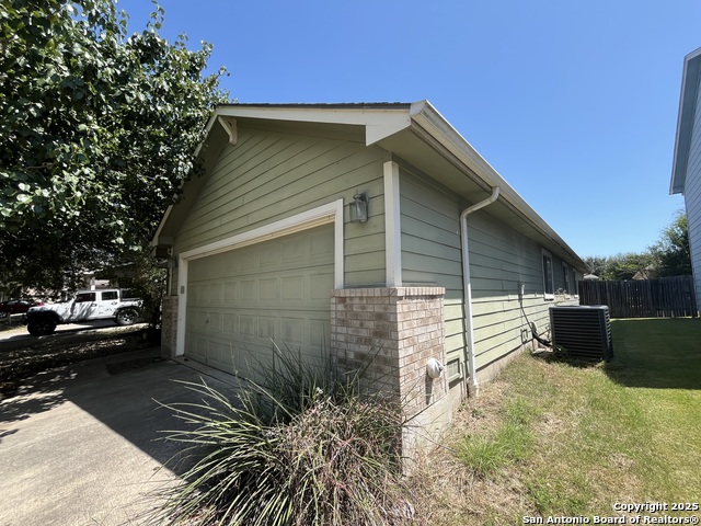 112 Happy Trl Property Photo 2