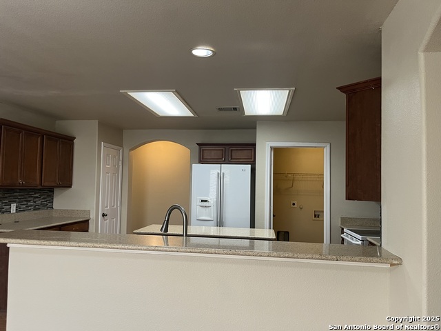 112 Happy Trl Property Photo 7