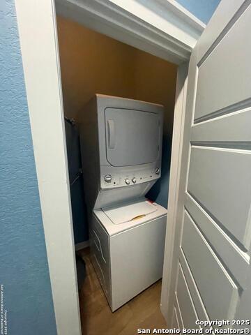 227 Jackson St Property Photo 9