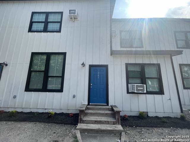227 Jackson St Property Photo 10
