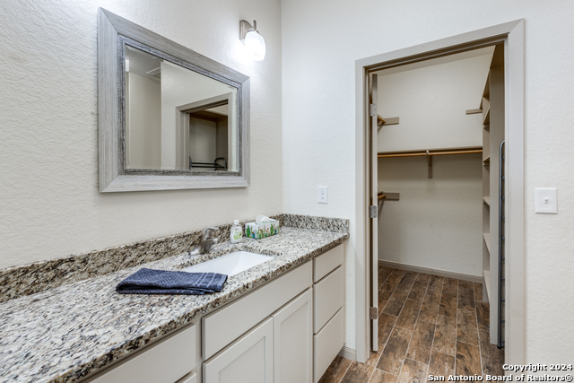 2336 Hornsby Property Photo 7