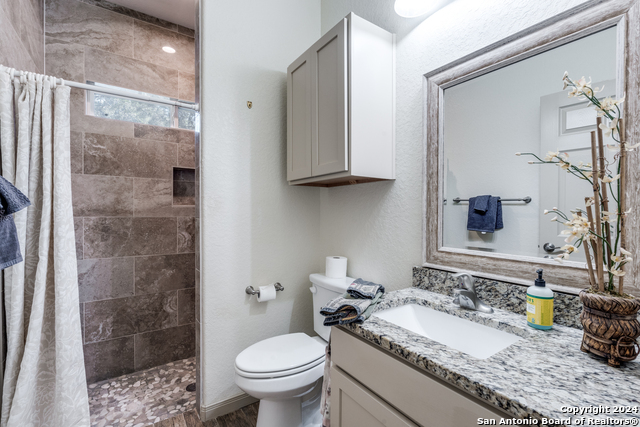 2336 Hornsby Property Photo 9