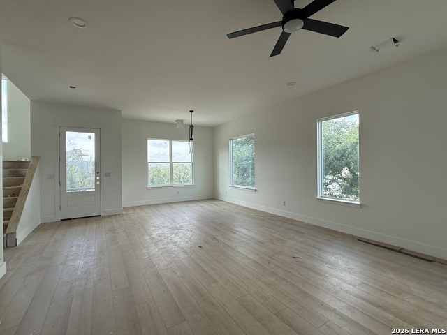 102 Magnolia Cir Property Photo 5