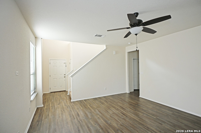 138 Buttercup Bnd Property Photo 4