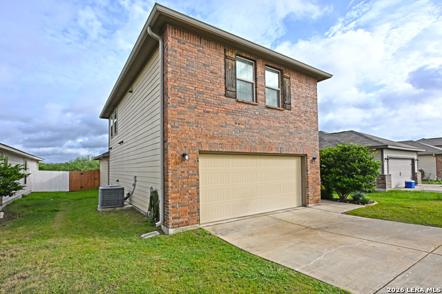 138 Buttercup Bnd Property Photo 27