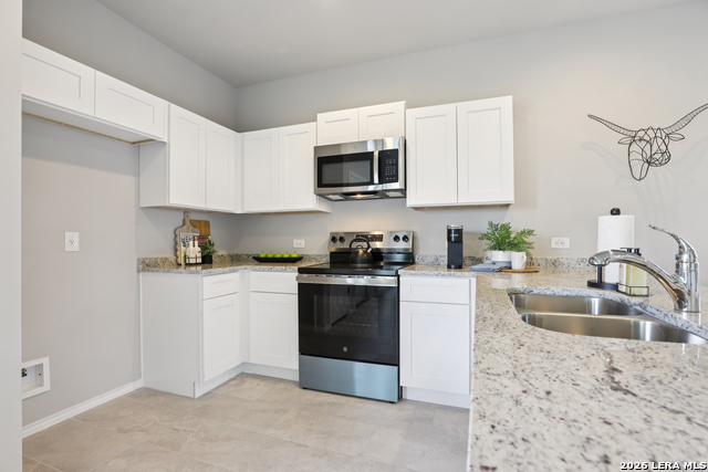 8615 Valentina Way Property Photo 13