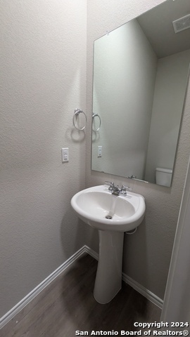 5330 Lisa Pt Property Photo 8