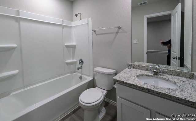 5330 Lisa Pt Property Photo 20
