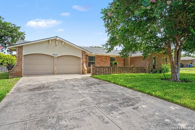 4355 Treehouse Dr Property Photo 4