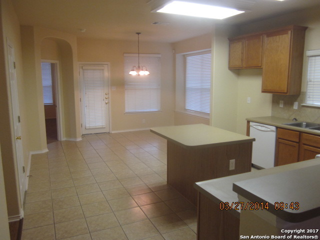 524 Foxford Run Dr Property Photo 4