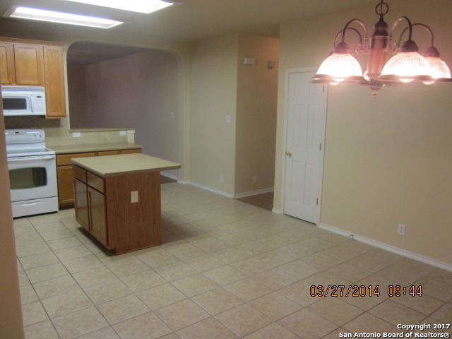 524 Foxford Run Dr Property Photo 8
